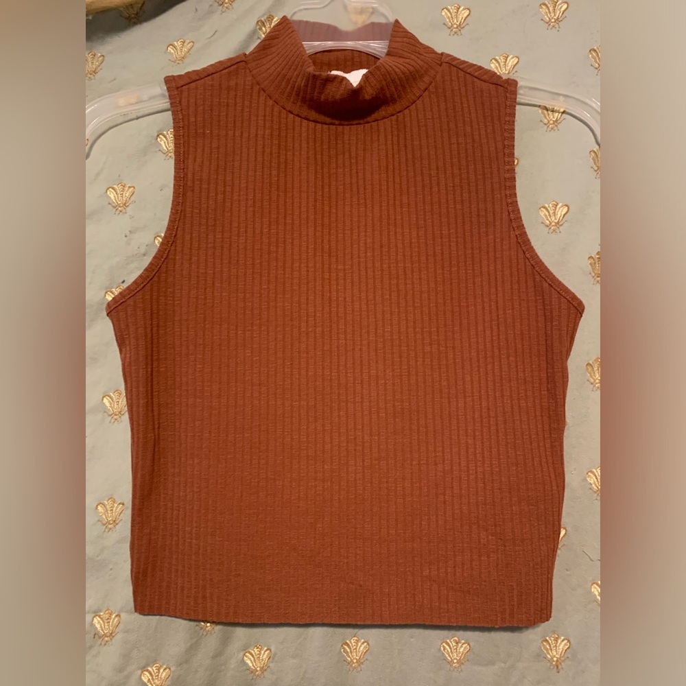 GB Brand Cropped Turtleneck Tank Top Size Small Women’s